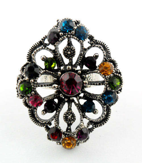 Lovely Lady's Dress Ring !