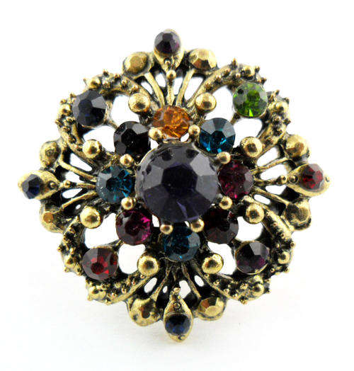 Lovely Lady's Dress Ring !