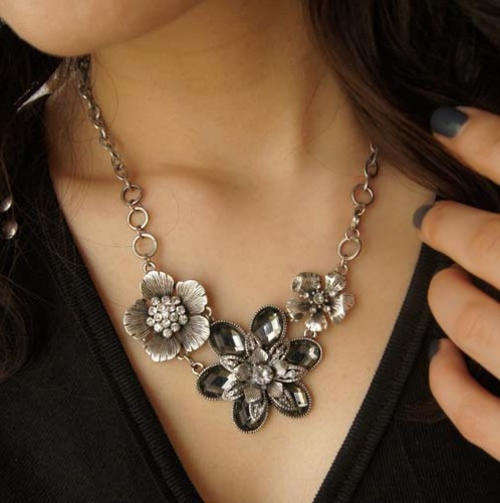 Fashion Jewelry Beautiful Quality Sweater Chain / Necklace