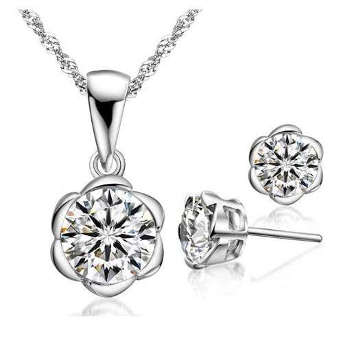 Fashion Jewelry Set Beautiful GOLD PLATED Necklaces And Earring !