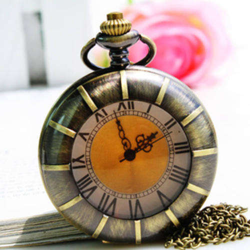 Fashionable Retro  Pocket Watch With Chain.