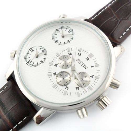 Stylish and Large Metal Case 3 Movements With Leather Band Men's Watch