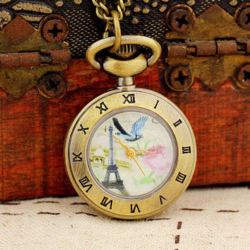 Fashionable Retro  Pocket Watch With Chain.