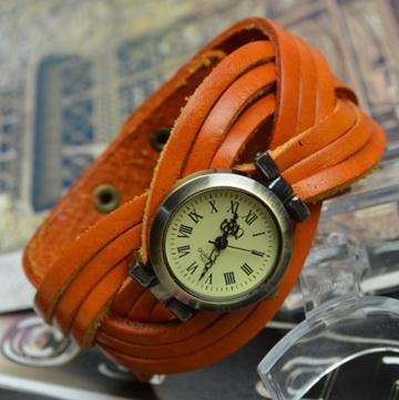 Hot Seller !!! -- European Fashion Genuine Leather Lady's Watch