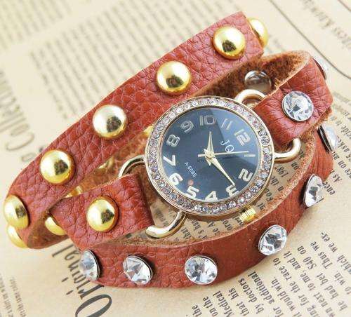 Hot Seller !!! -- European Fashion Genuine Leather Lady's Watch