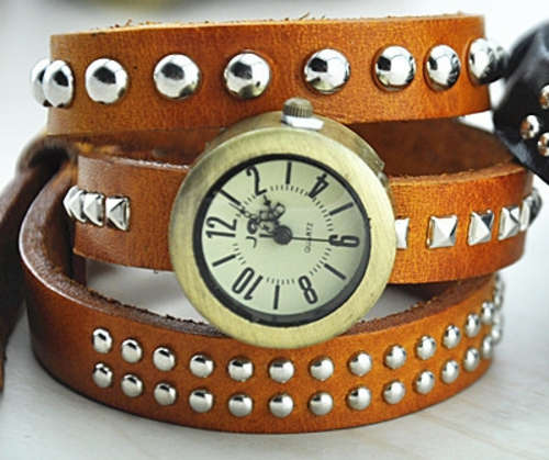 Genuine Cow leather wristwatch retro Rivet watch punk long band quartz wrist watch !!