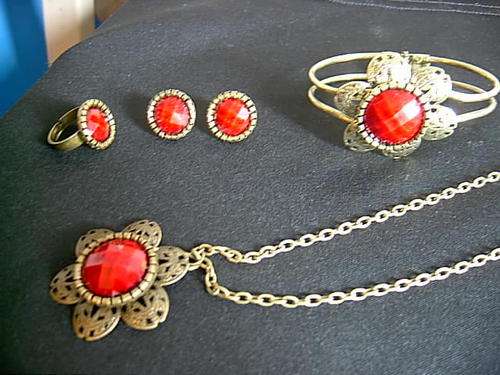 jewellery set