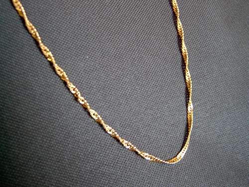 twisted neck chain 9ct gold plated VALUE R599
