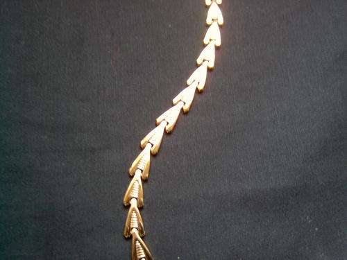 ELEGANT LADIES BRACELET 9CT GOLD PLATED