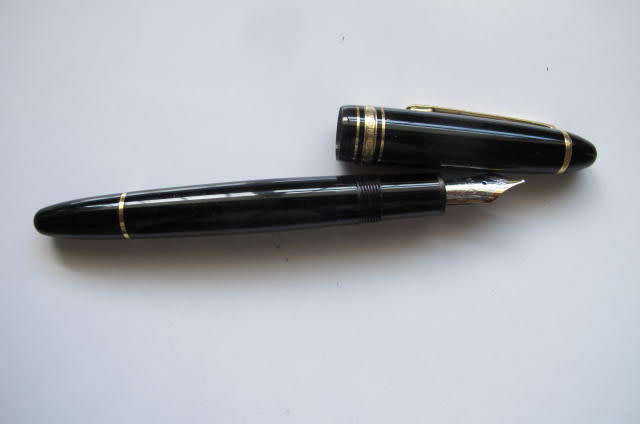 MONTBLANC - MEISTERSTUCK NO.146 FOUNTAIN PEN BOXED
