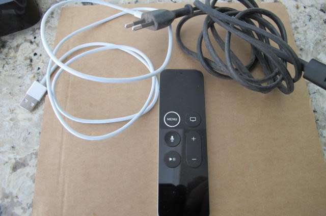 Apple - Apple Tv complete in box 2018 model