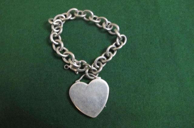 Costume Jewellery  - Tiffany and co bracelet 16 cms