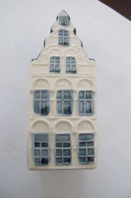 KLM - Reynbende KLM House Number 25 - Sealed but angels have had their share