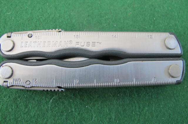 Leatherman Fuse with pouch