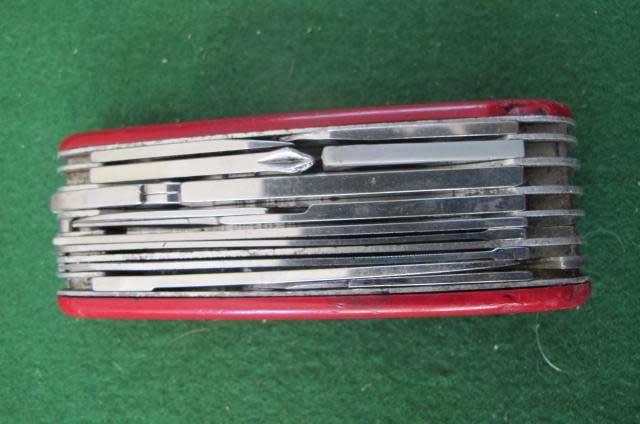 Victorinox 2nd Hand Multi Tool With Pouch - Had much use