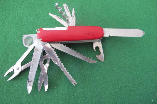 Victorinox 2nd Hand Multi Tool With Pouch - Had much use
