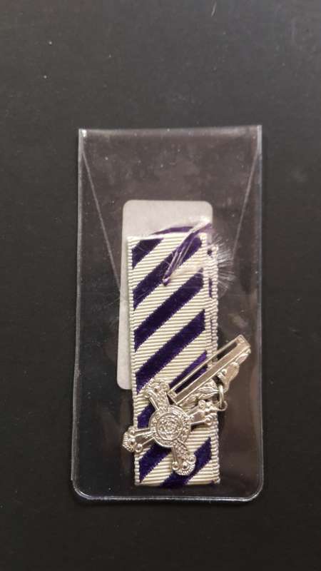 MINIATURE - Distinguished Flying Cross - Dixon Medals
