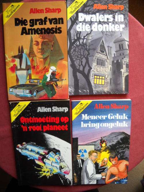 4  Sagtebandboeke deur  ALLEN  SHARP  SNUFFELSTORIES