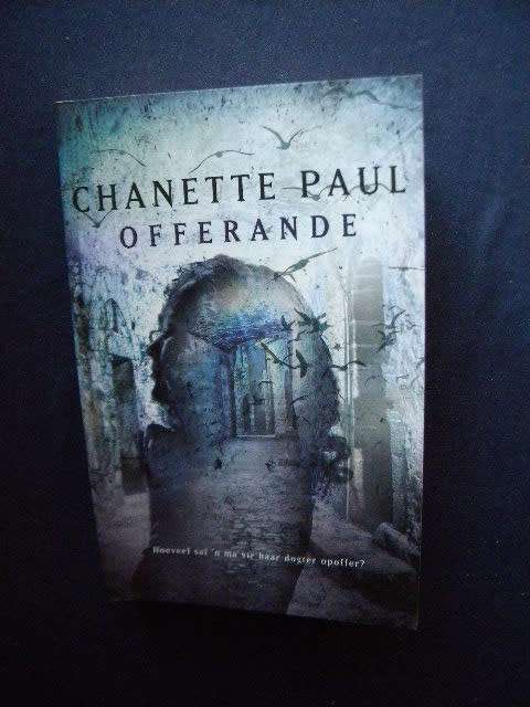 OFFERLAM  deur Chanette Paul  (M)