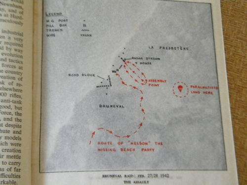 THE RED BERET  Story of Parachute Regiment at war 1940 - 1945  by Hillary St George Saunders s