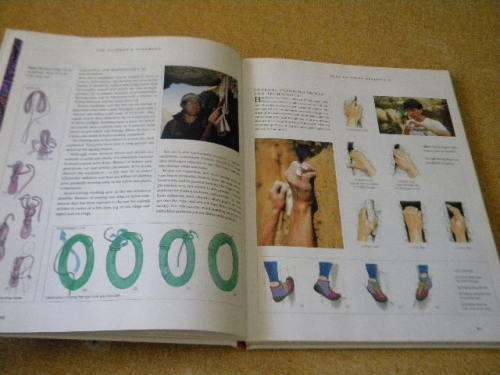 THE CLIMBER`S HANDBOOK  by Garth Hattingh  Foreword:: Chris Bonington (Rock-climbing)