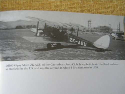 THE MALTESE SPITFIRE One Pilot, One Plane  by Sqdn.Ldr. H  Coldbeck D>F.C.