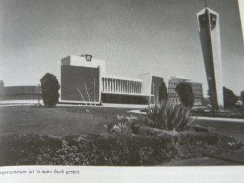 BELLVILLE  Wordingsjare van `n Stad / Growth of a City  deur C.J.Scheepers Strydom  (GETEKEN)