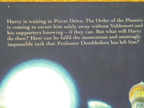 HARRY POTTER AND THE DEATHLY HALLOWS  by J. K. Rowling