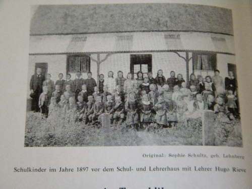 VYF EN SEWENTIG JARE `N TUIN IN DIE DUINESAND Philippi, Kaapse Vlakte - 1884 tot 1959