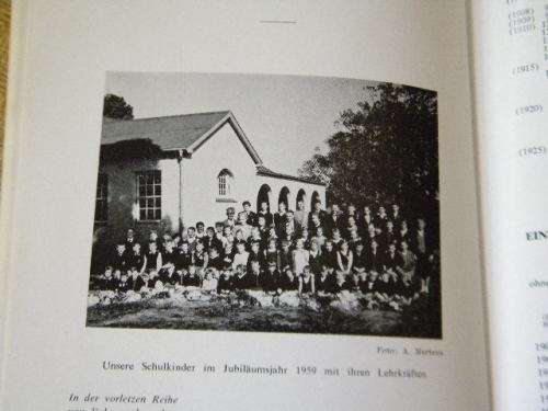 VYF EN SEWENTIG JARE `N TUIN IN DIE DUINESAND Philippi, Kaapse Vlakte - 1884 tot 1959