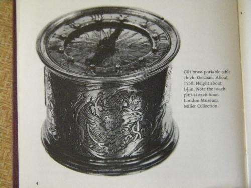 EARLY WATCHES  (Country Life Collectors` Guides)