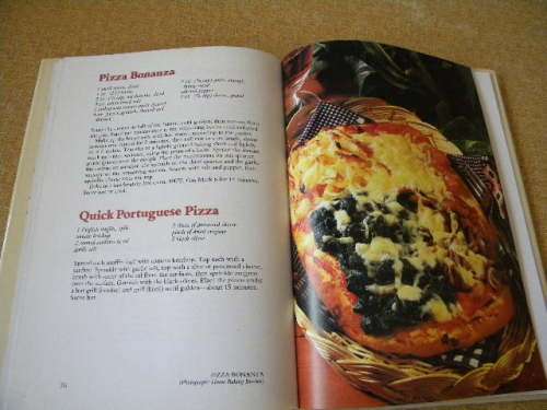 THE COLOUR BOOK OF COOKING FOR ONE  Edited by Valerie Creek