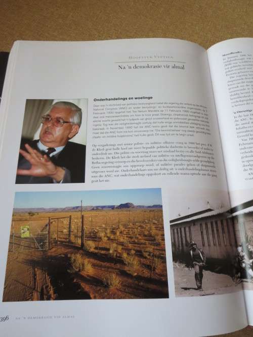 NUWE GESKIEDENIS VAN SUID-AFRIKA  deur Hermann Giliomee and Bernard Mbenga
