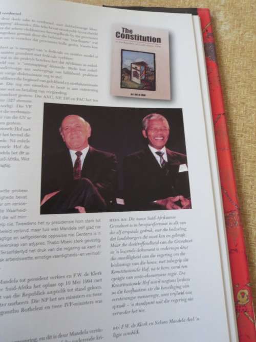 NUWE GESKIEDENIS VAN SUID-AFRIKA  deur Hermann Giliomee and Bernard Mbenga