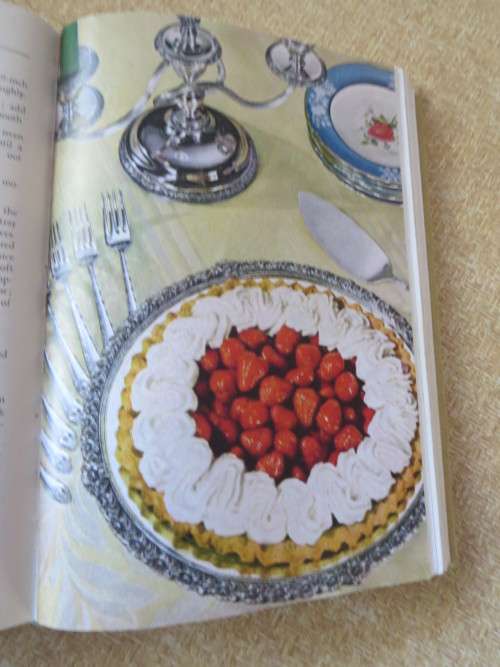 WOMAN`S HOME COMPANION COOK BOOK