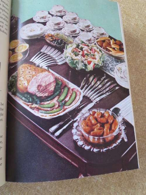 WOMAN`S HOME COMPANION COOK BOOK