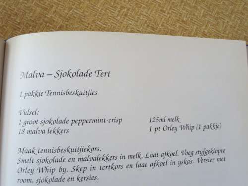 BON APPETIT Compiled/Saamgestel by/deur Jaqueline Loydell  (Collectable recipe book)