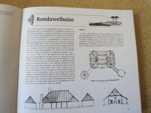 DIE AFRIKAANSE WONING deur Roger Fisher and Schalk le Roux Herdrukke uit Die Boervrou 1919-1931