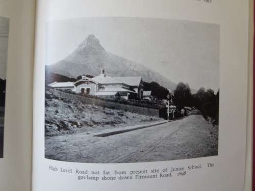 BENEATH THE LION BOLD  Compiled by Frank Quinn  Green and Sea Point Boys` High School