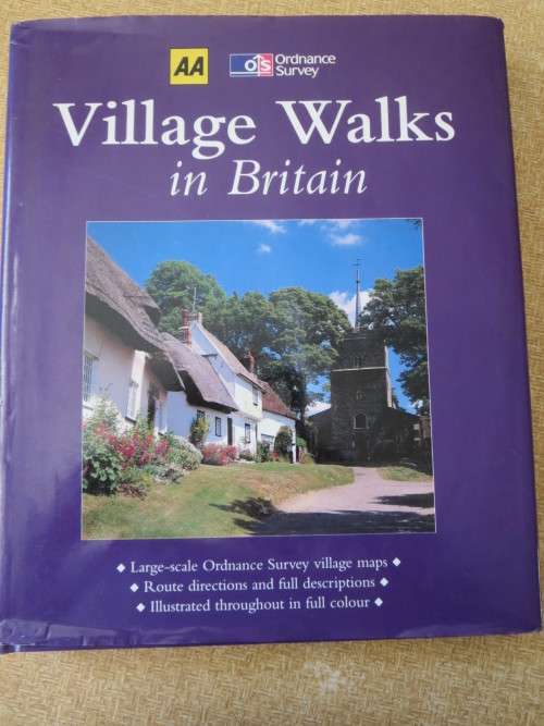 VILLAGE WALKS IN BRITAIN  Consulting Editor: Roger Smith