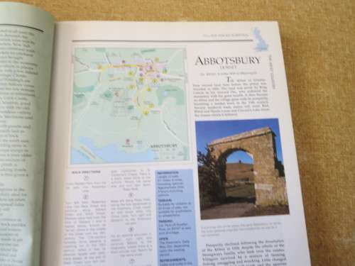 VILLAGE WALKS IN BRITAIN  Consulting Editor: Roger Smith