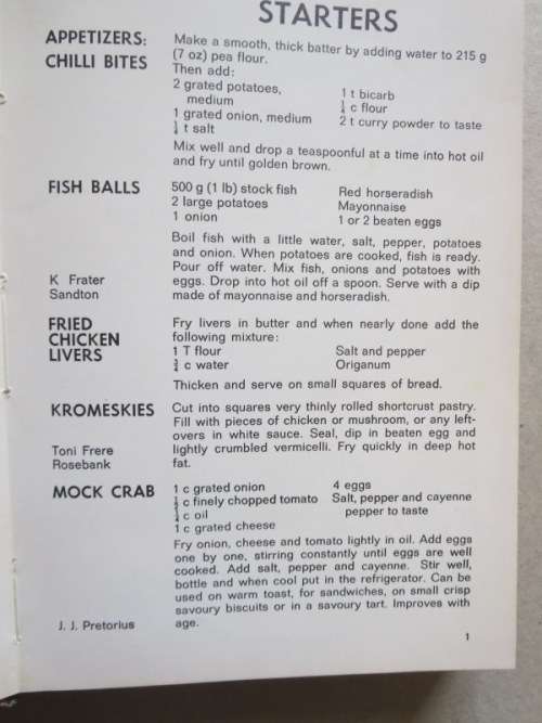 THE HOUSEWIVES` LEAGUE / DIE HUISVROUE LIGA  COOKERY BOOK