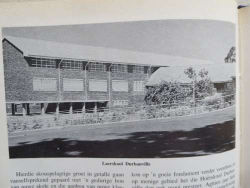 MEETSNOERE IN LIEFLIKE PLEKKE  deur A.P. Smit  N.G. Gemeente Durbanville 1826 - 1976