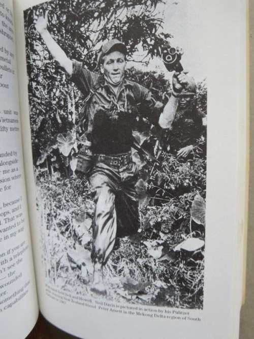 ONE CROWDED HOUR  Neil Davis Combat Cameraman 1934-1985  by Tim Bowden