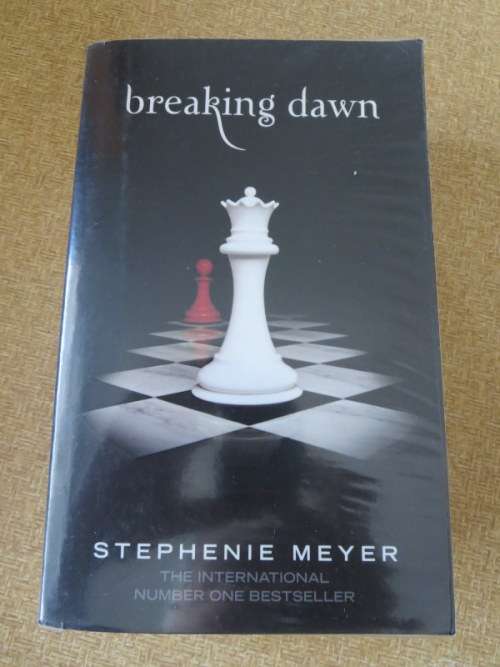 3 X STEPHENIE MEYER:  New Moon, Eclipse and Breaking Dawn