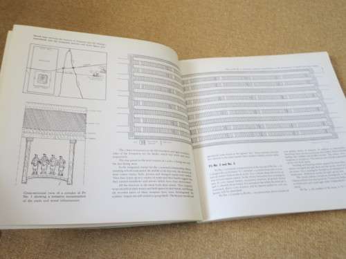 THE UNDERGROUND TERRACOTTA  ARMY OF EMPEROR QIN SHI HUANG  by Fu Tianchou