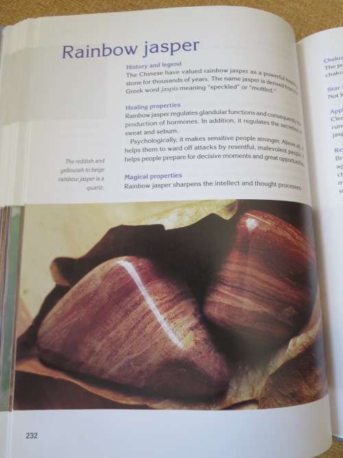 HEALING CRYSTALS AND GEMSTONES  (Amethyst to Zircon) by Flora Peschek-Böhmer/Gisela Schreiber