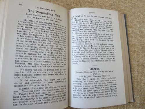 KNOCH`S OPERA GUIDE