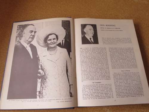 DIE NASIONALE BOEK  1948 - 1973  (25 Jaar van Nasionale bewind)  Redakteur A.M. van Schoor