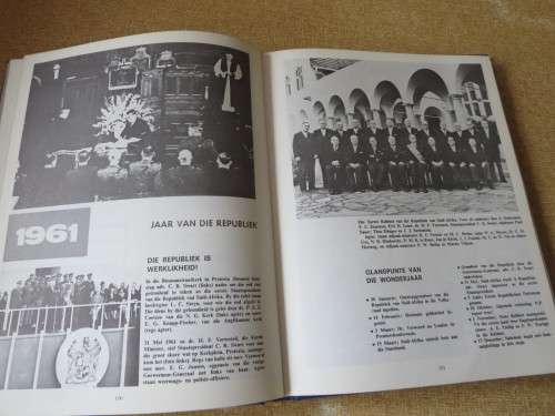 DIE NASIONALE BOEK  1948 - 1973  (25 Jaar van Nasionale bewind)  Redakteur A.M. van Schoor
